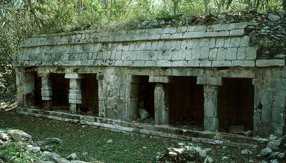 Kiuic: Frozen-in-Time Puuc City in the Kaxil Kiuic Reserve